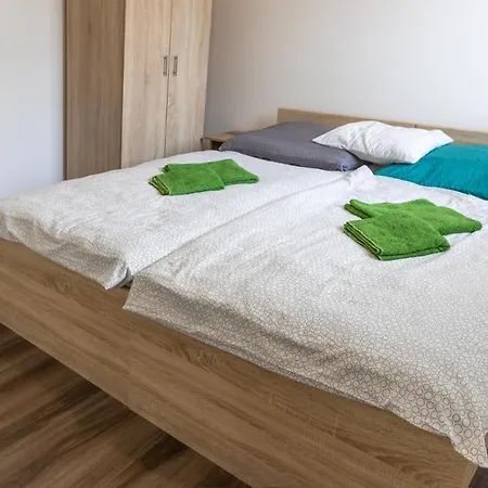 - Nove Otevreno Apartment *